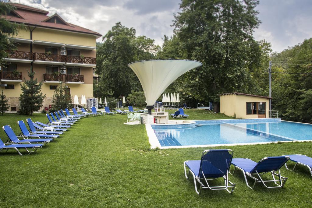 Family Hotel Delta Ogneanovo Exterior foto